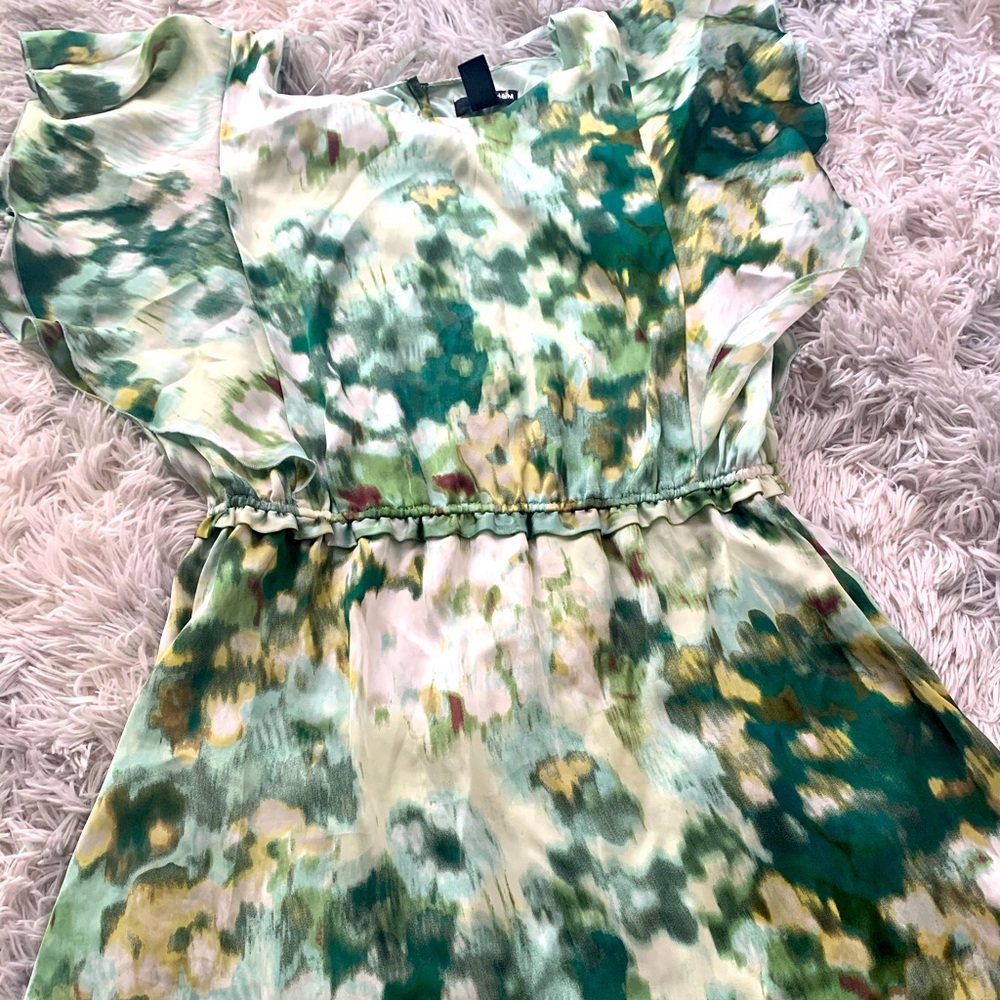 Short dress